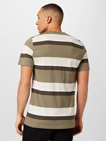 Tricou 'Bradley' de la Clean Cut Copenhagen pe verde