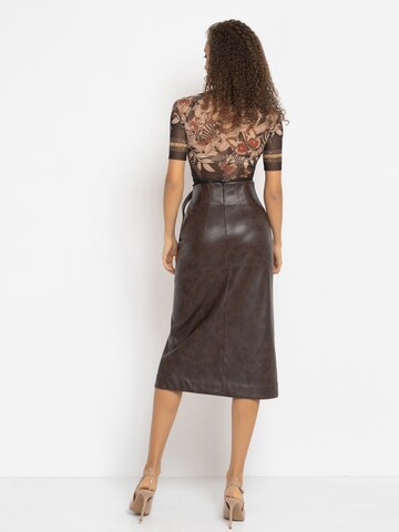 JIORO Rok 'ESSENTIALS' in Bruin