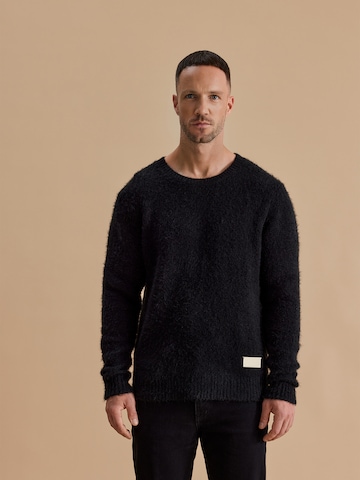 DAN FOX APPAREL Sweater 'Jonte' in Black: front