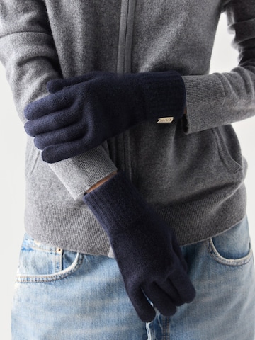 GOBI Cashmere Fingervantar 'Essential Knit Cashmere Gloves' i blå: framsida