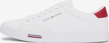 Baskets basses TOMMY HILFIGER en blanc : devant
