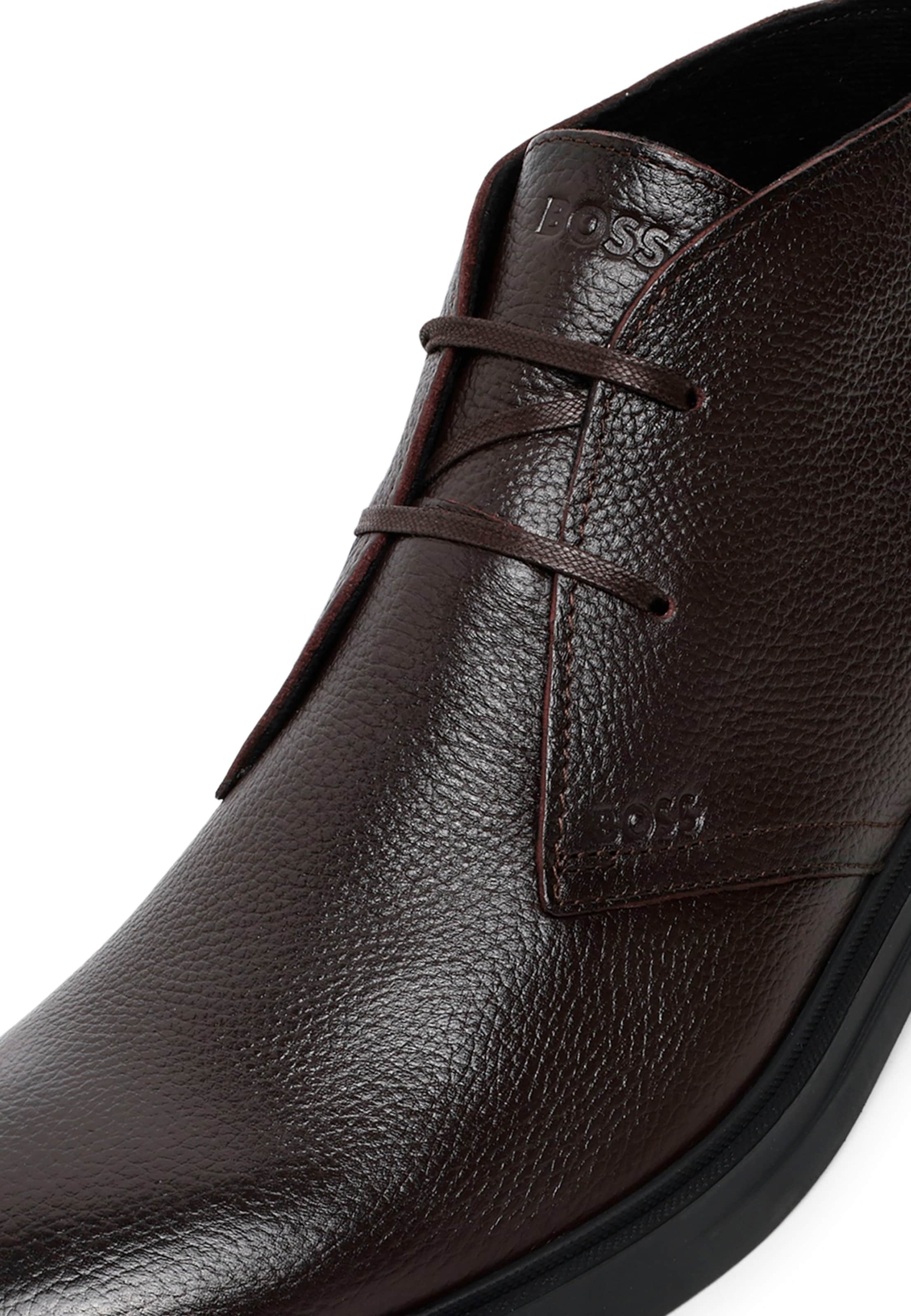 BOSS - Botines chukka 'Calev' en marrón: frente