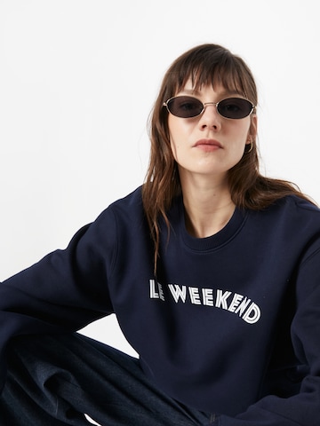 Les Petits Basics Sweatshirt 'Le weekend' i blå