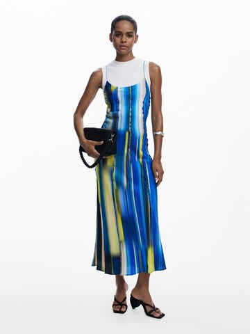 Desigual Šaty – modrá: přední strana