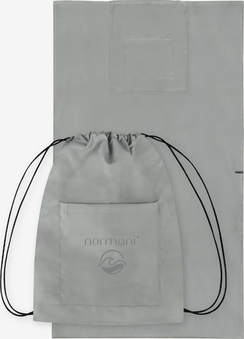 Serviette de plage normani en gris : devant