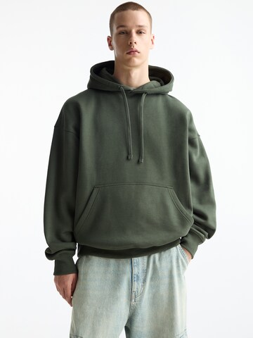 Sweat-shirt Pull&Bear en vert : devant