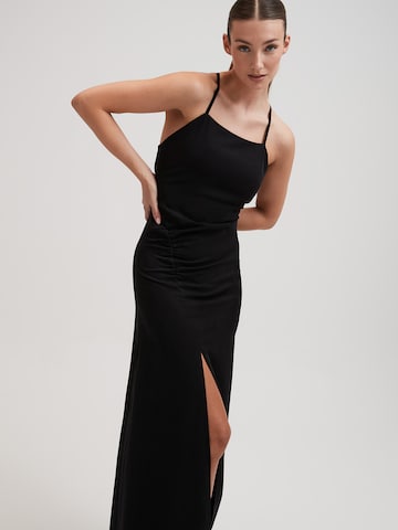 RÆRE by Lorena Rae Evening Dress 'Louisa' in Black: front