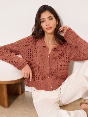 Lipsy Strickjacke in Braun