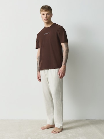 Next Pyjamas lång i beige