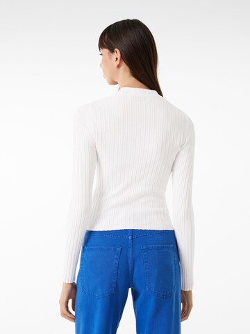 Bershka Pullover in Weiß