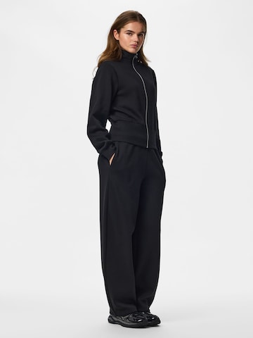 PIECES Sweatshirt i sort