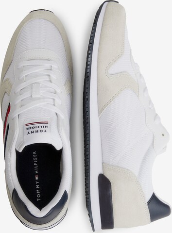 TOMMY HILFIGER Sneakers 'ICONIC' in White
