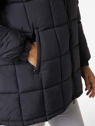 Marie Lund Winterjas in de kleur Marine, Productweergave