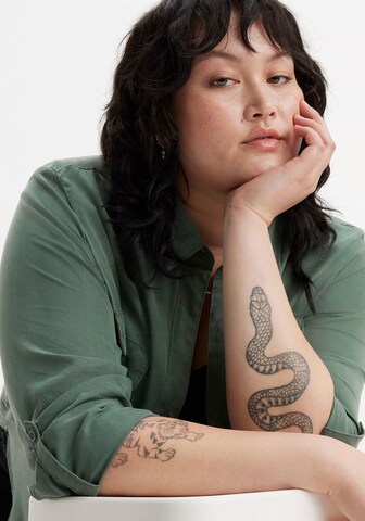 Levi's® Plus Blouse in Green