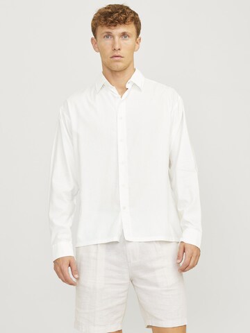 JACK & JONES Comfort fit Button Up Shirt in White: front