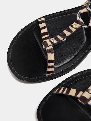 Pull&Bear Sandalen met riem in Bruin