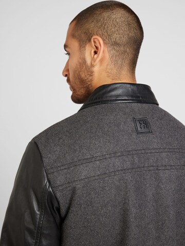 Giacca di mezza stagione 'Ready' di FREAKY NATION in nero