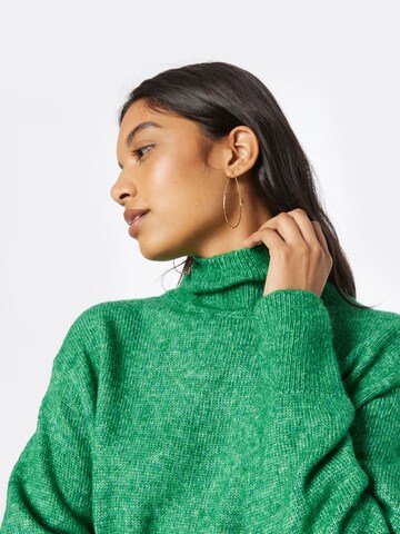 Mavi Sweater in Green