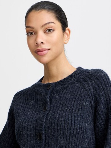 Cardigan 'NELLO' b.young en bleu