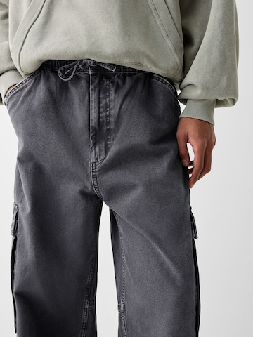 Loosefit Pantaloni cargo di Bershka in grigio