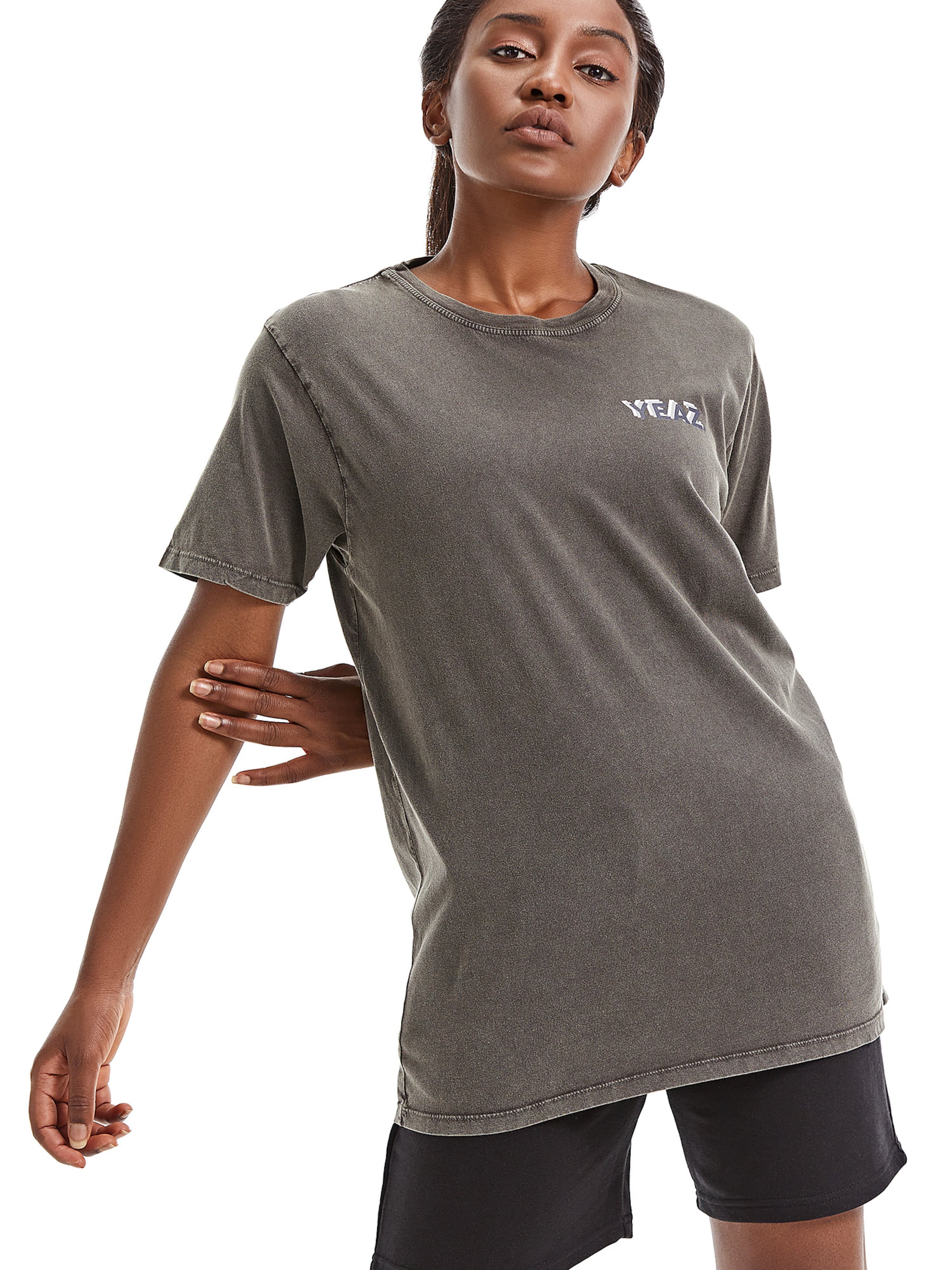 YEAZ Performance Shirt 'Chawlay' in Grey