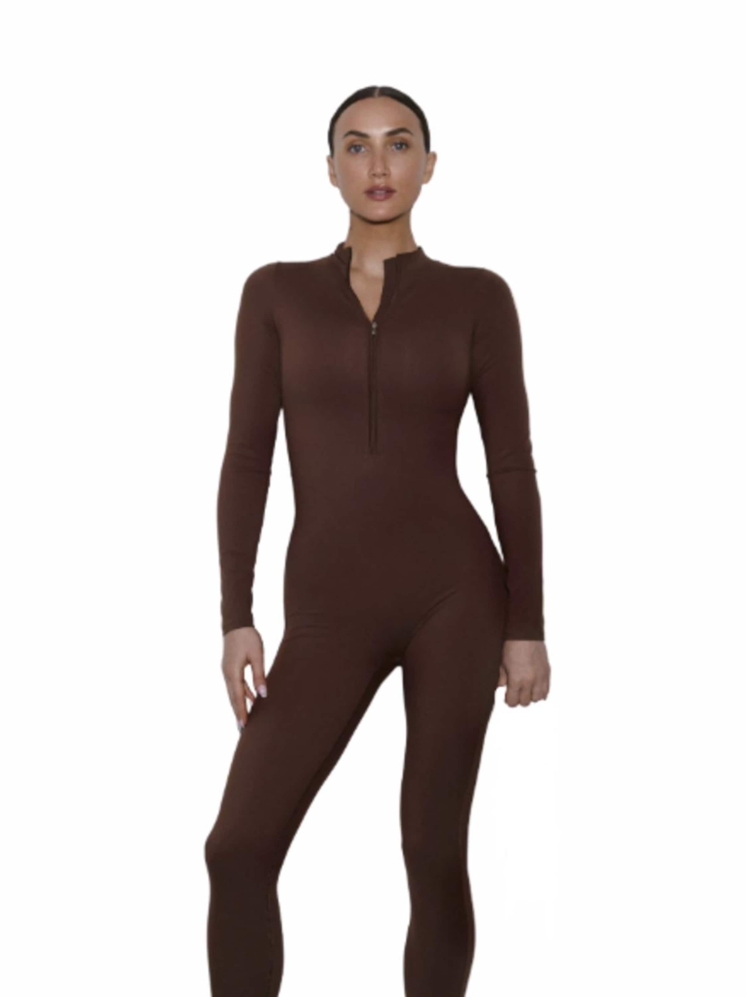 Estro Jumpsuit '6649' in Bruin