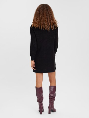 Rochie tricotat 'LEA' de la Vero Moda Tall pe negru