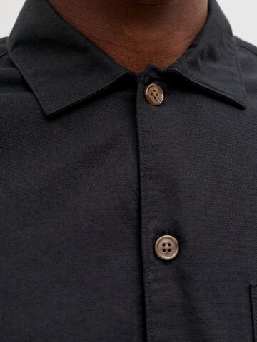 JACK & JONES - Ajuste confortable Camisa 'JJETristan' en negro