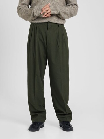 TOPMAN Wide leg Pleat-Front Pants in Green: front