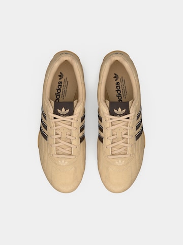 ADIDAS ORIGINALS Σνίκερ χαμηλό 'ADIRACER' σε μπεζ: κορυφή
