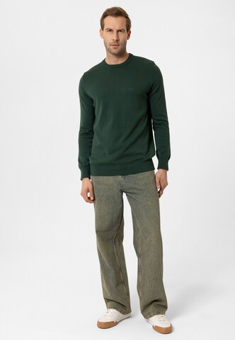 Moxx Paris Sweater in Green: front