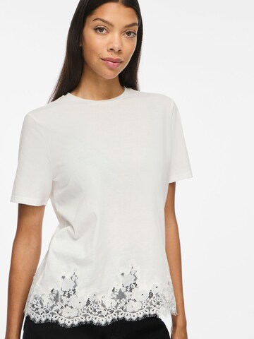 VILA - Camiseta en blanco