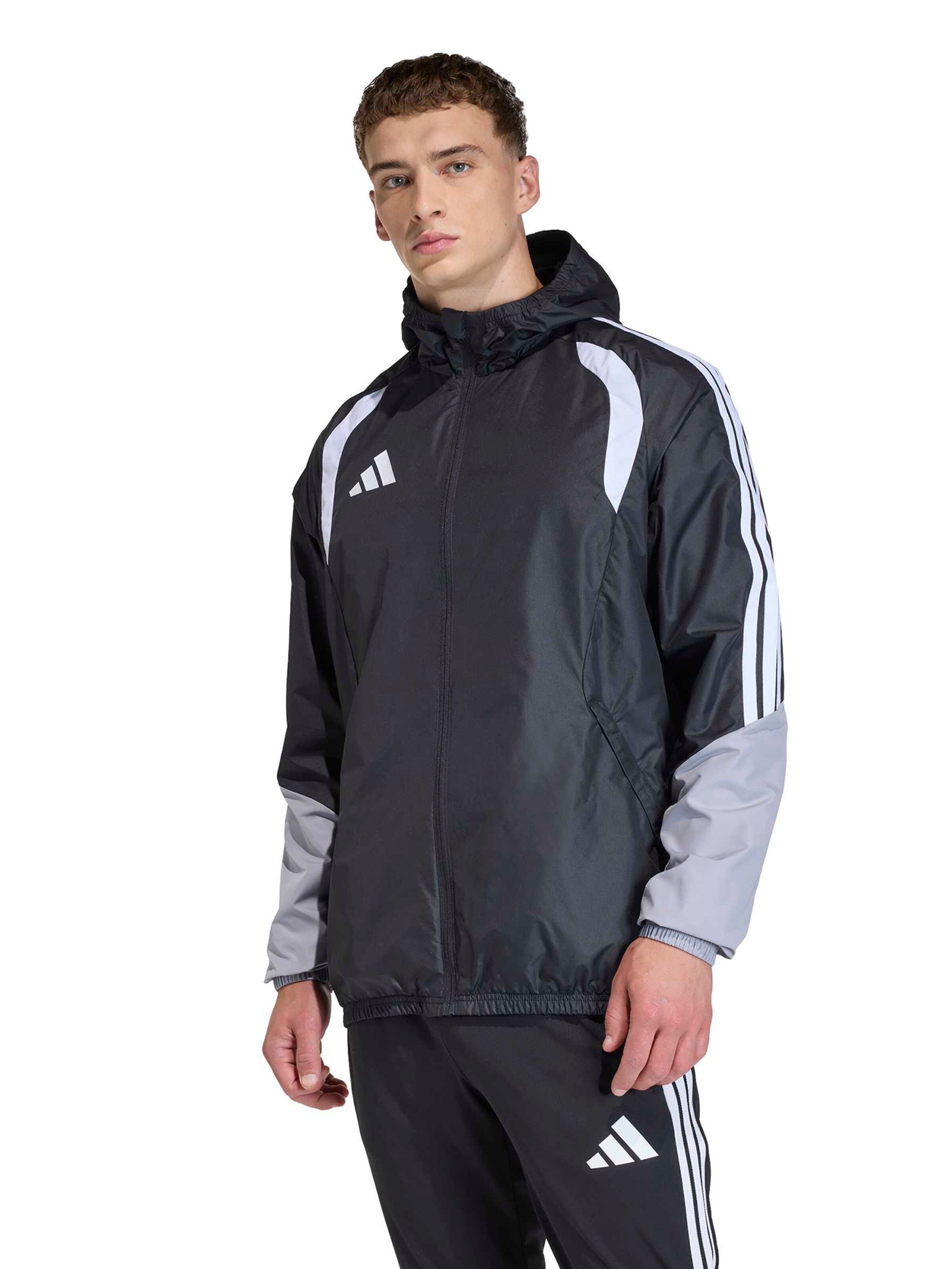 Giacca sportiva 'TIRO26C' di ADIDAS PERFORMANCE in nero: frontale