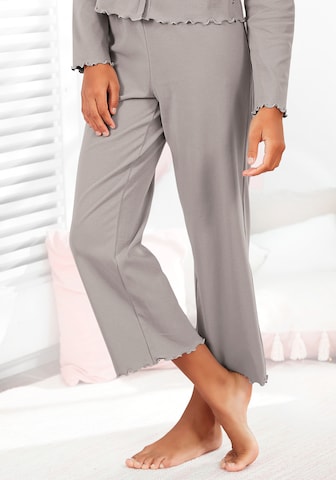 Pantaloncini da pigiama di s.Oliver in grigio: frontale