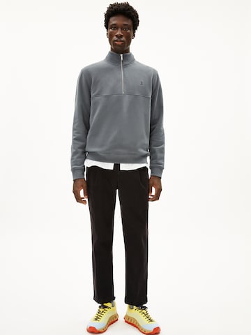 ARMEDANGELS Sweatshirt WAARLO LOOP (GOTS) in Grau
