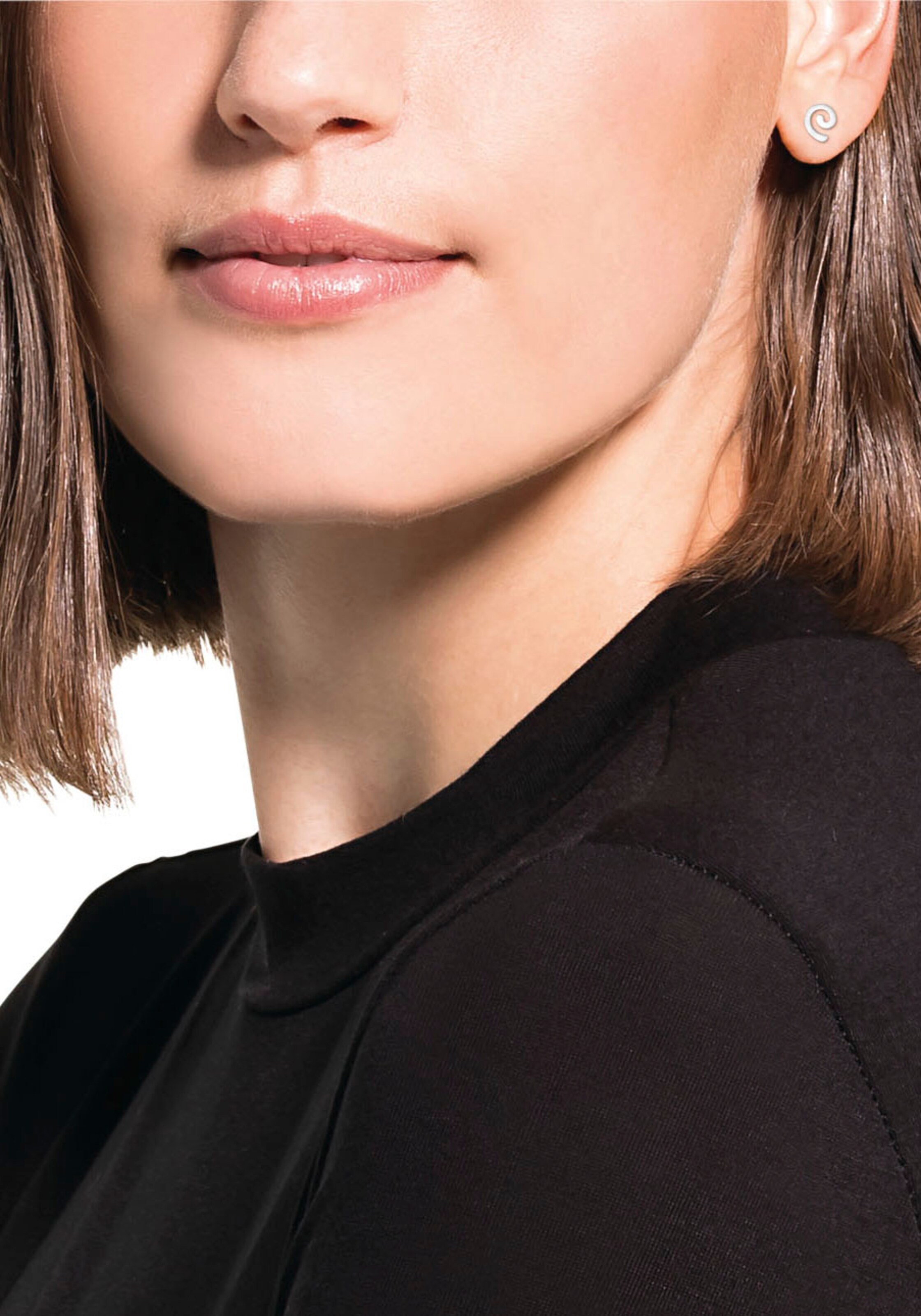 AMOR Earrings in Silver: front