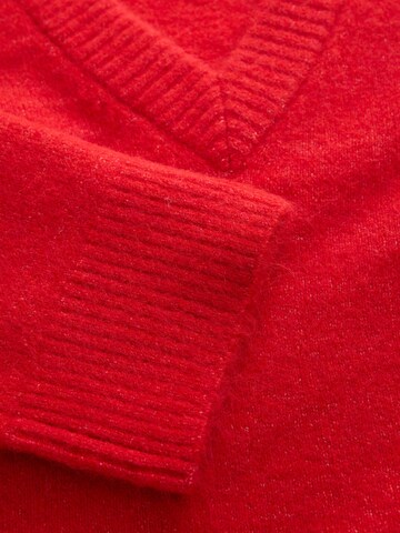 Next Sweater in Red