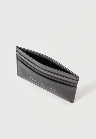 Calvin Klein Tegnebog i sort: top