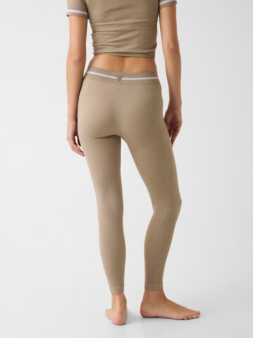 GUESS Skinny Leggings in Beige