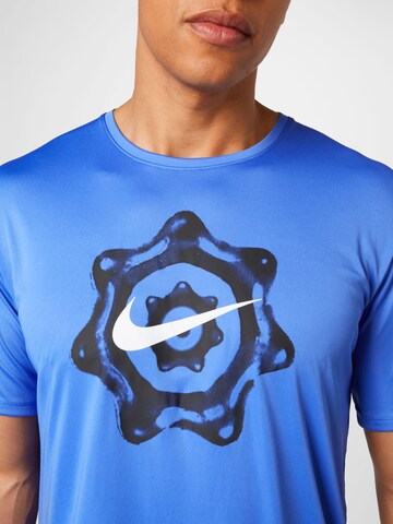 NIKE Funkční tričko 'Miler' – modrá