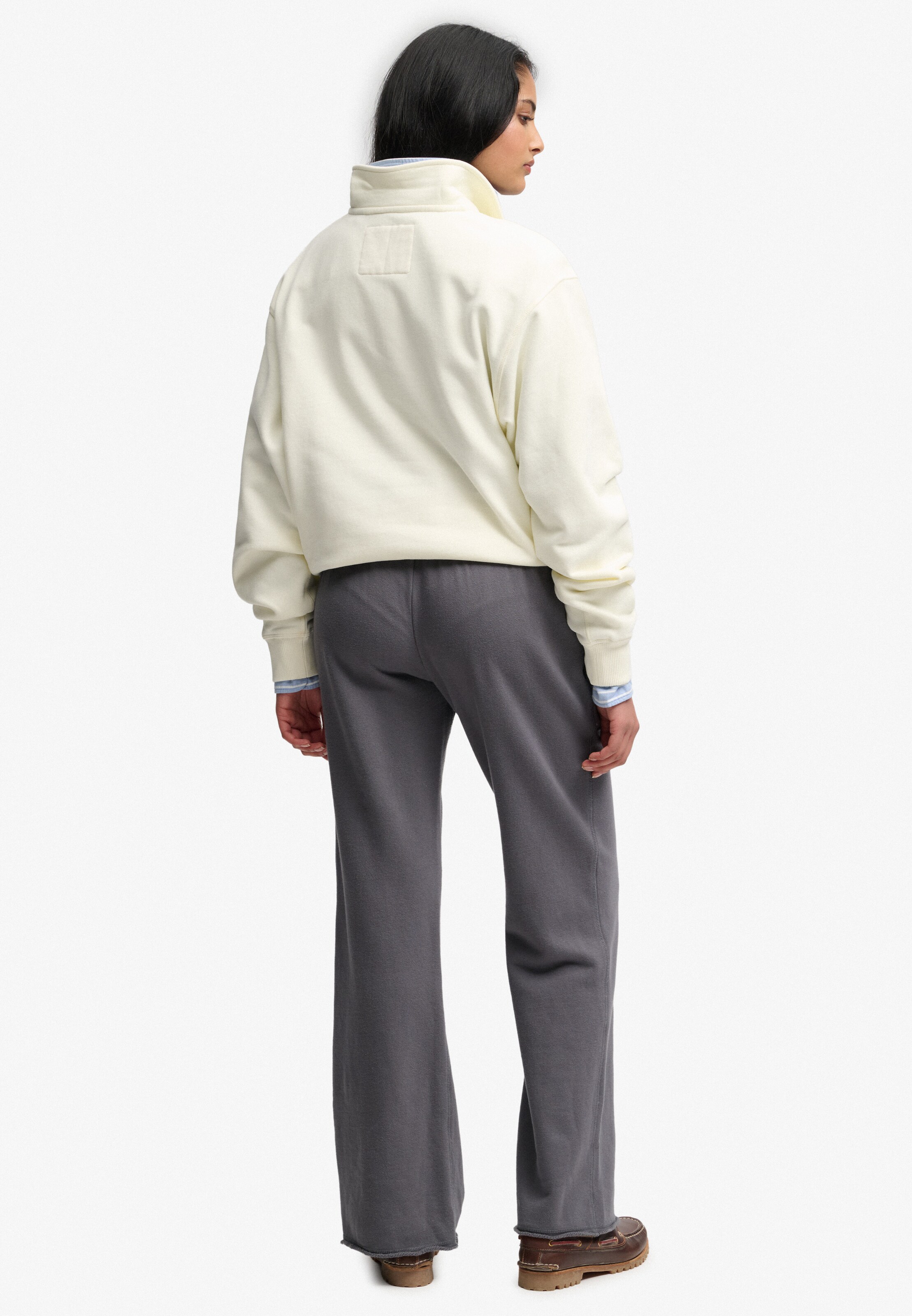 Superdry & Co Regular Pants in Grey