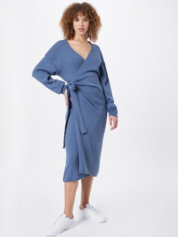 In The Style Knitted dress 'BILLIE & SUZIE' in Blue
