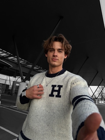 Kleidermafia Sweater 'Oversize Knit Letter Sweater - Navy Blue' in Blue