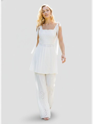 Combinaison 'Ensemble Palladio' Miss June en blanc