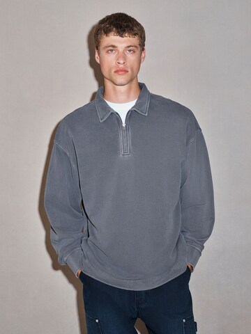 Next Shirt in Grey: front