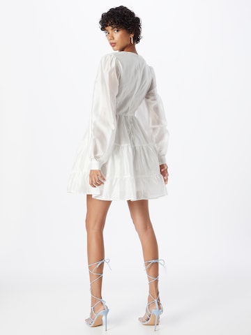 Bardot Koktejlové šaty 'HARLOW' – bílá
