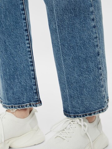 Bootcut Jeans 'Elan' di PIECES in blu