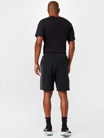 Regular Pantalon Nike Sportswear en noir