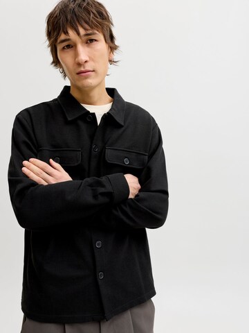 aprel Between-Season Jacket in Black