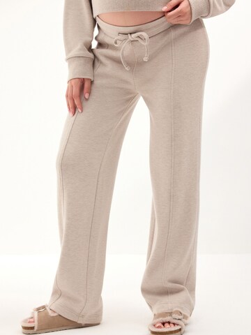 Next Regular Hose in Beige